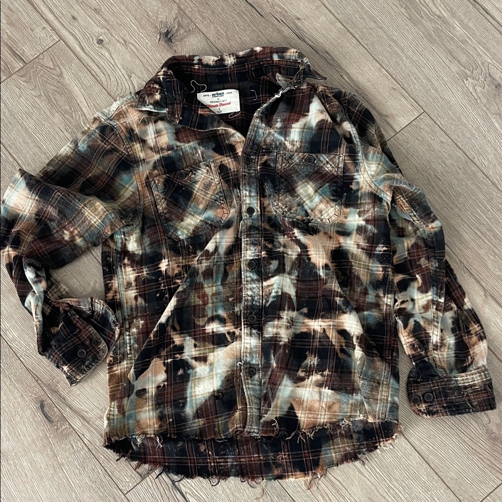 Distressed/bleached Plaid Button-Up Shirt in Brown & Cream